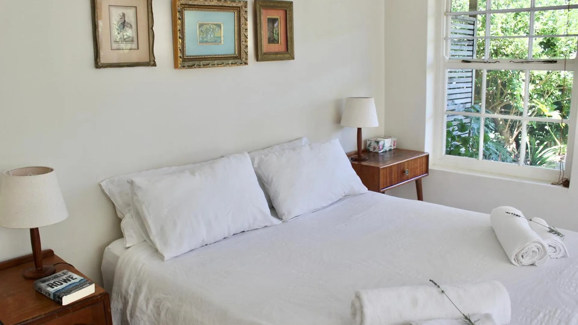 Seaside Sanctuary Kommetjie Cape Town Bed & Breakfast